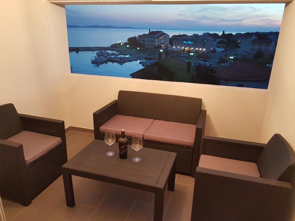Pansion Marco Polo Hotel Петркане Екстериор снимка